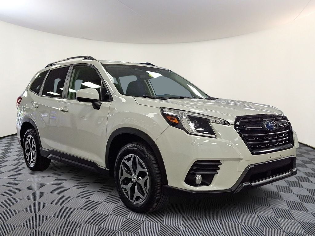 2023 Subaru Forester Premium