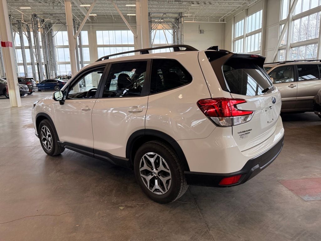2024 Subaru Forester Premium
