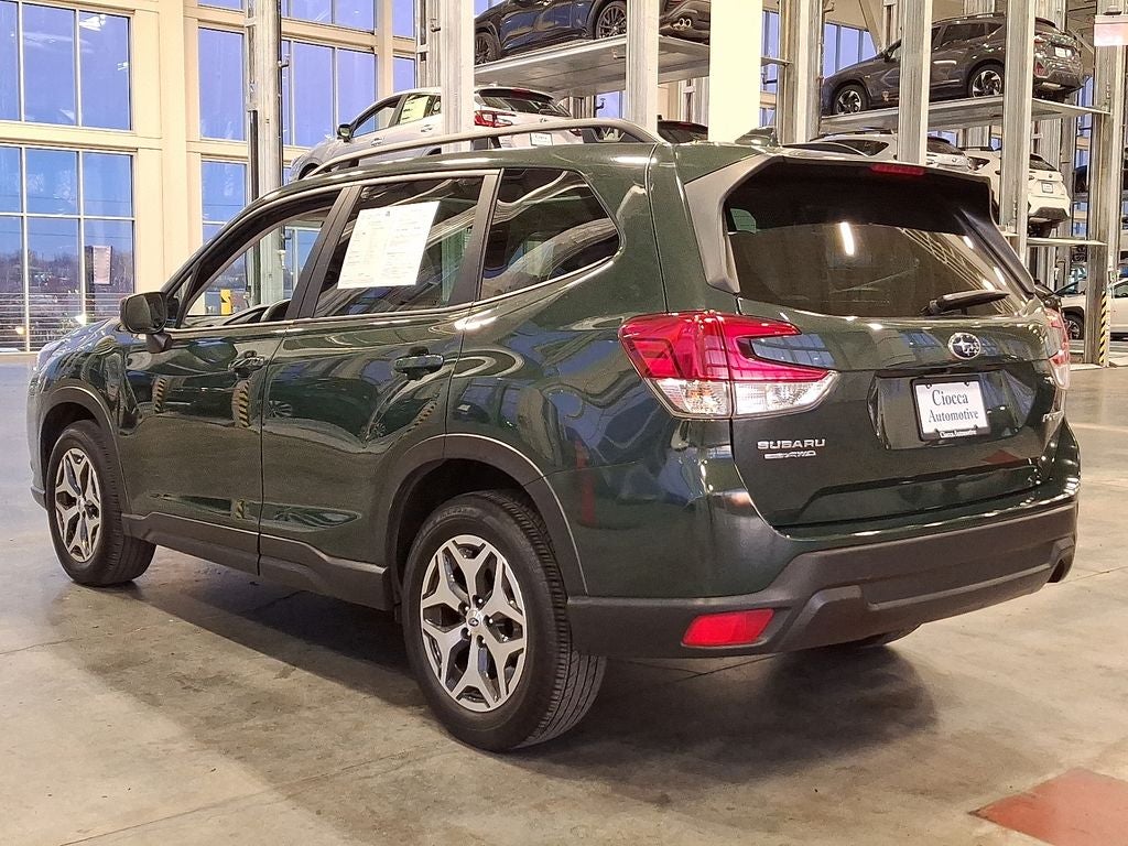 2023 Subaru Forester Premium