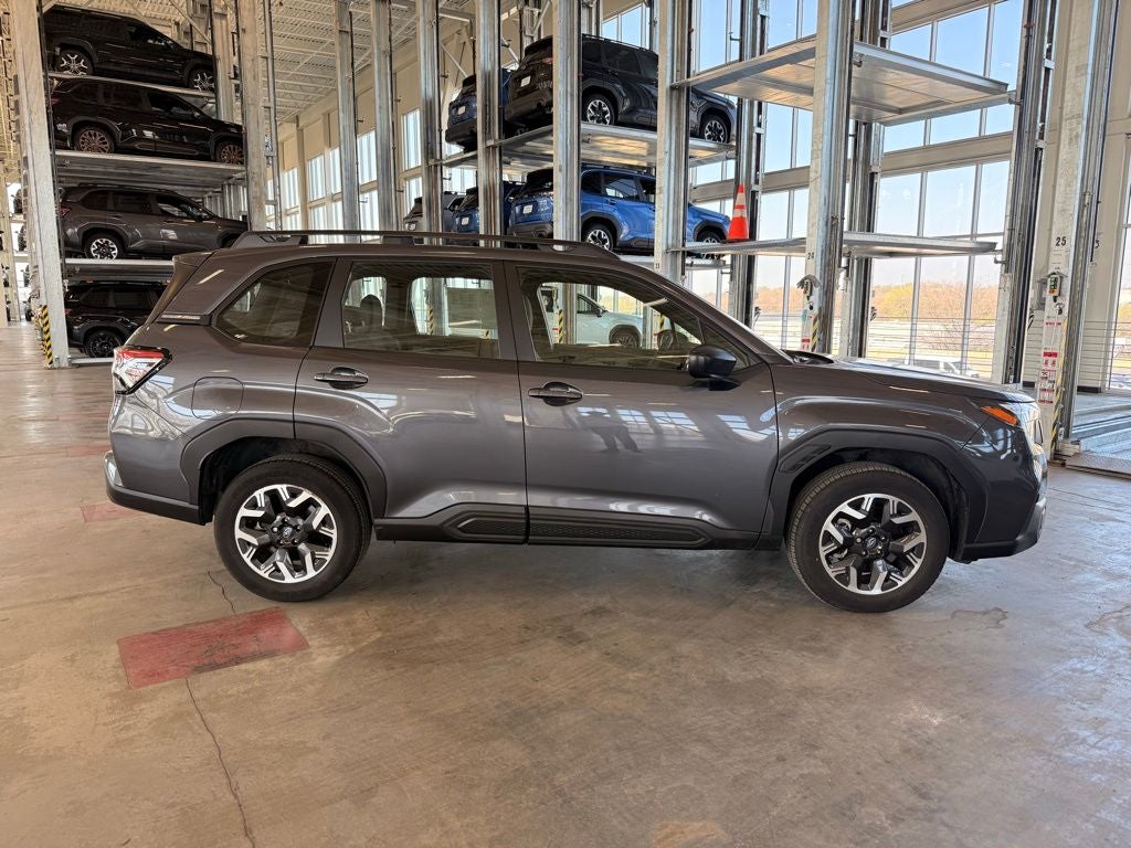 2025 Subaru Forester Base