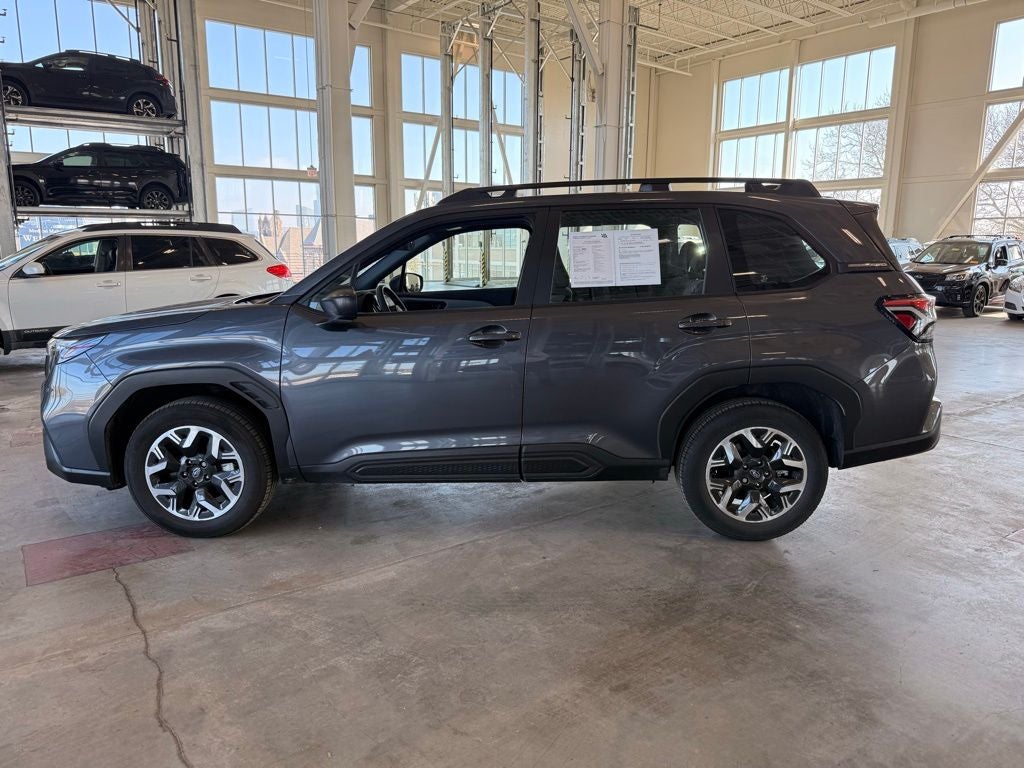 2025 Subaru Forester Base