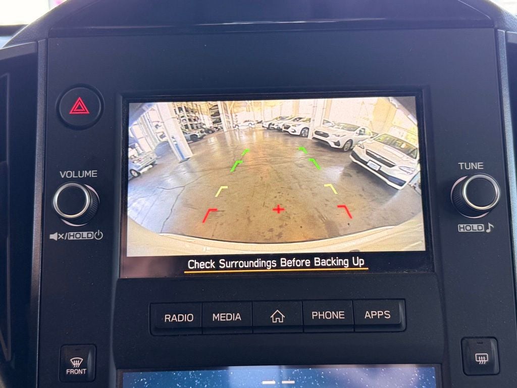 2025 Subaru Forester Base