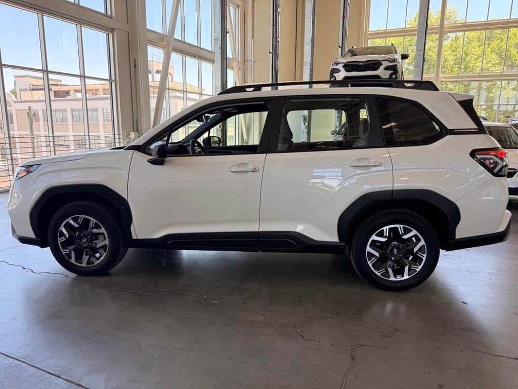 2025 Subaru Forester Base