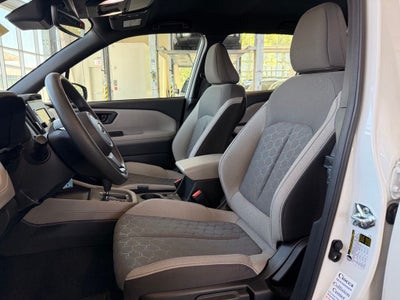 2025 Subaru Forester Base