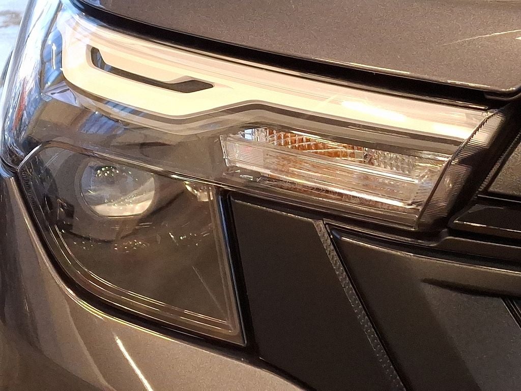 2025 Subaru Forester Base