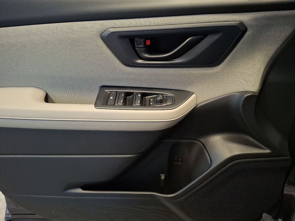 2025 Subaru Forester Base