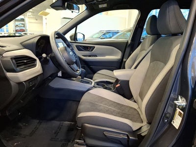 2025 Subaru Forester Base