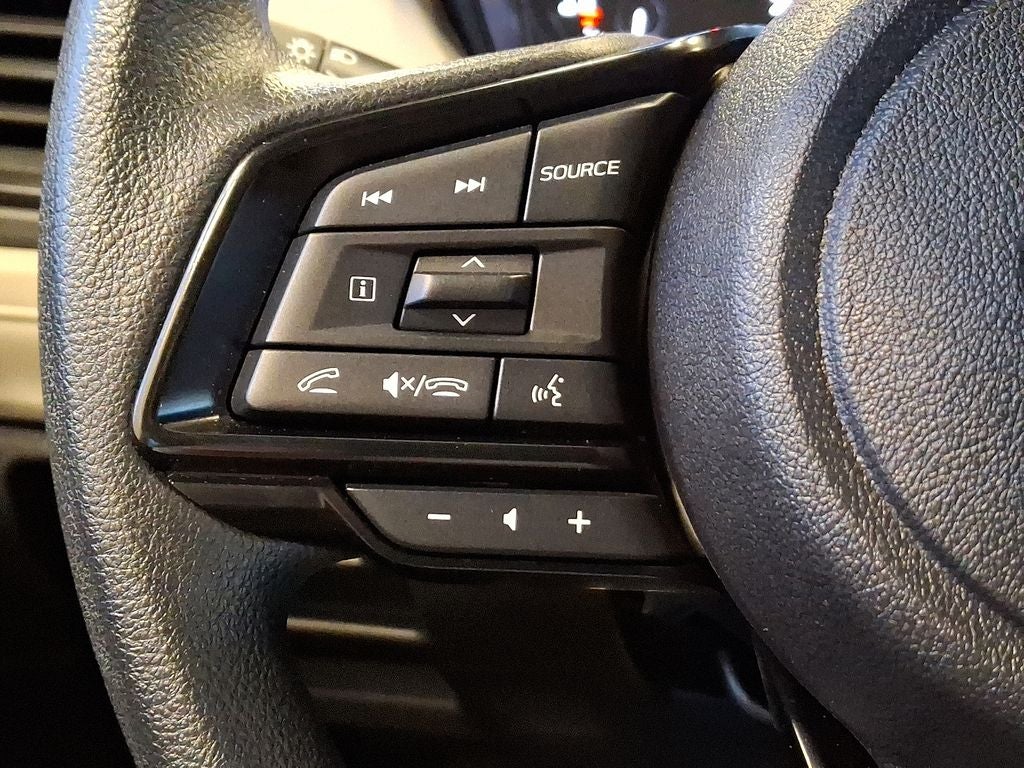 2025 Subaru Forester Base