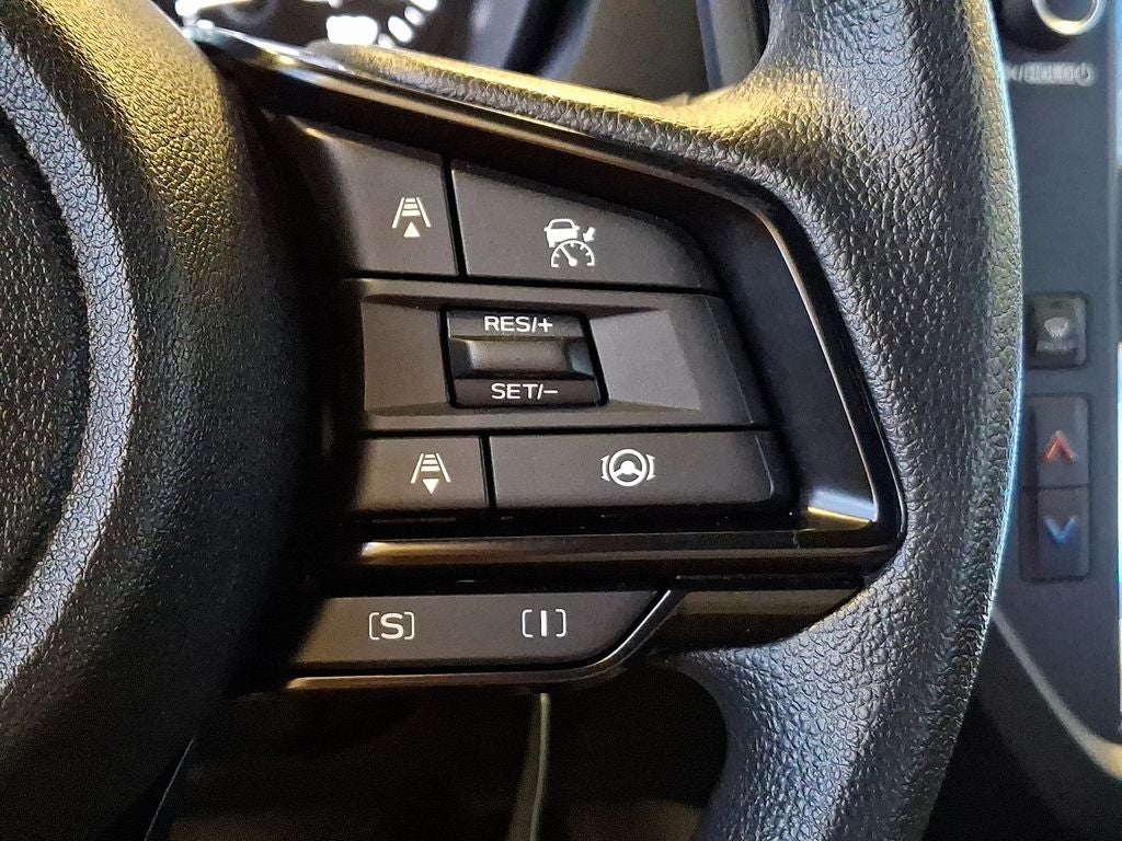 2025 Subaru Forester Base