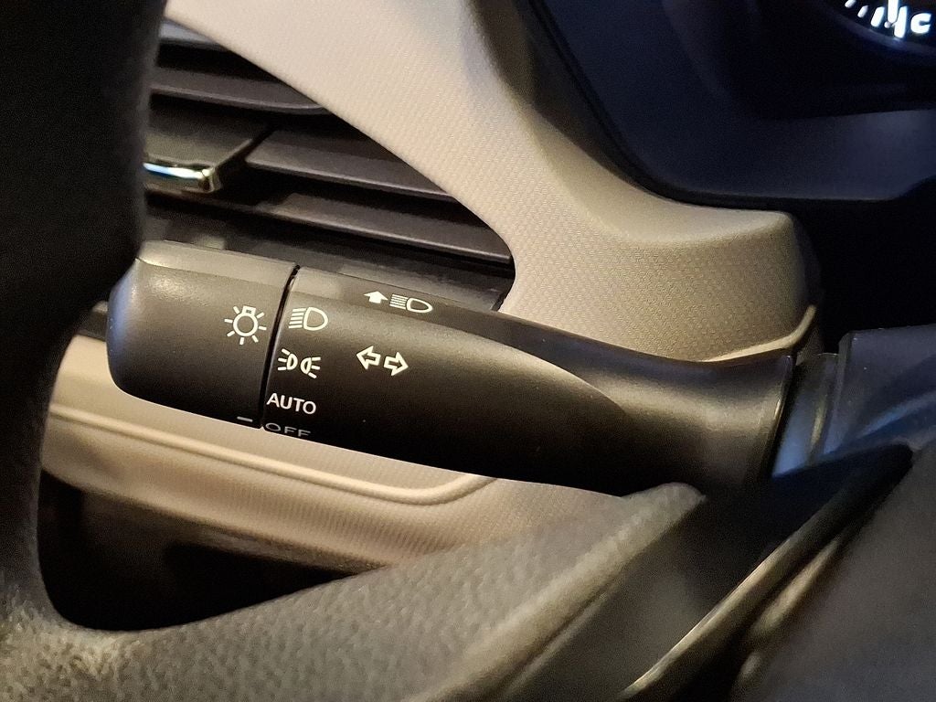 2025 Subaru Forester Base