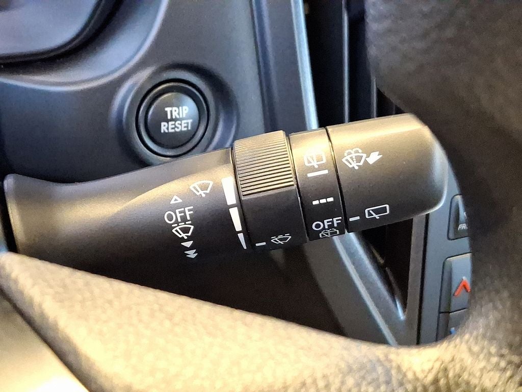 2025 Subaru Forester Base