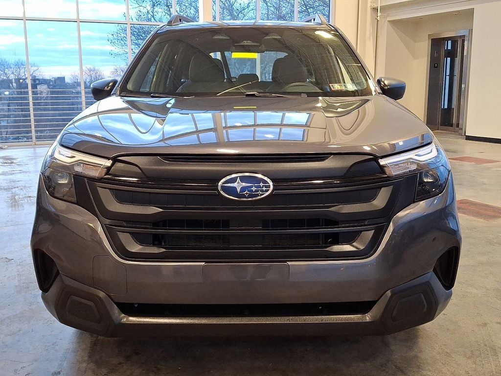 2025 Subaru Forester Base