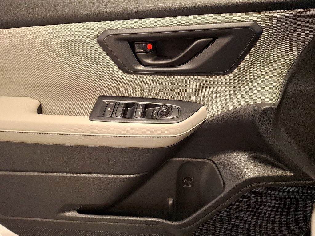 2025 Subaru Forester Base