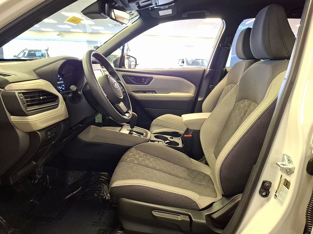 2025 Subaru Forester Base