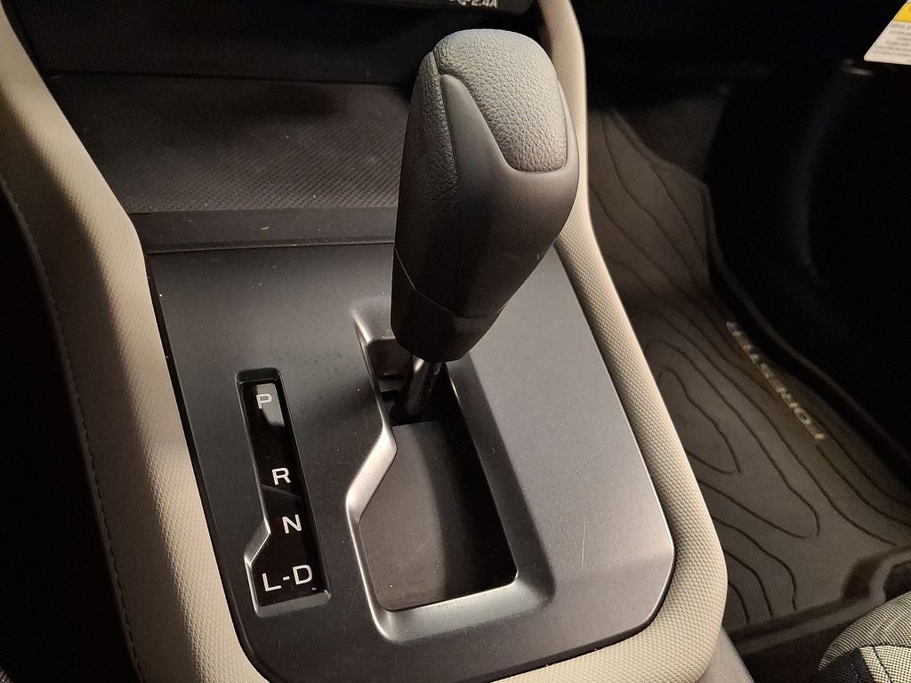 2025 Subaru Forester Base