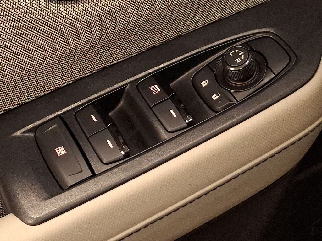 2025 Subaru Forester Base