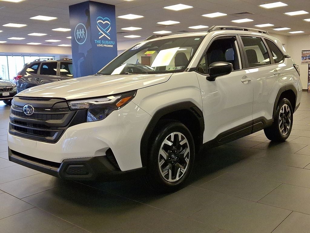 2025 Subaru Forester Base