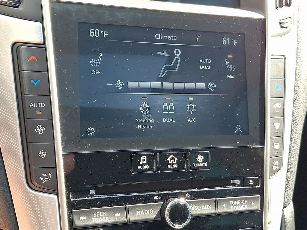 2023 INFINITI Q50 LUXE