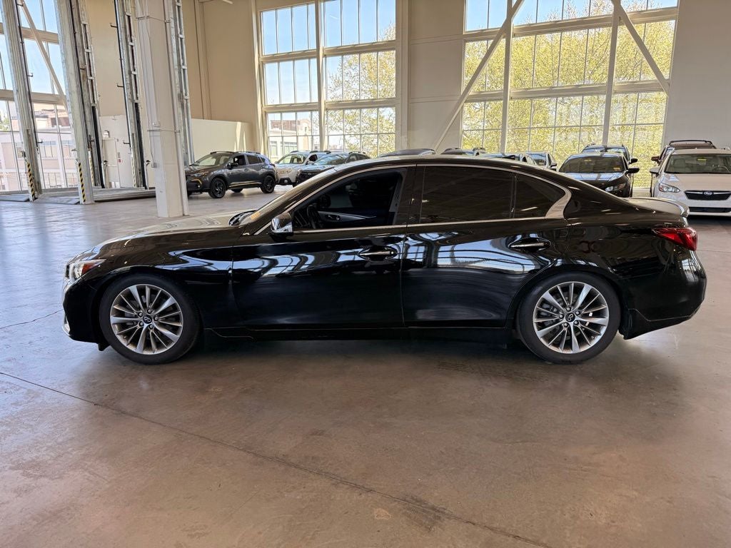 2023 INFINITI Q50 LUXE