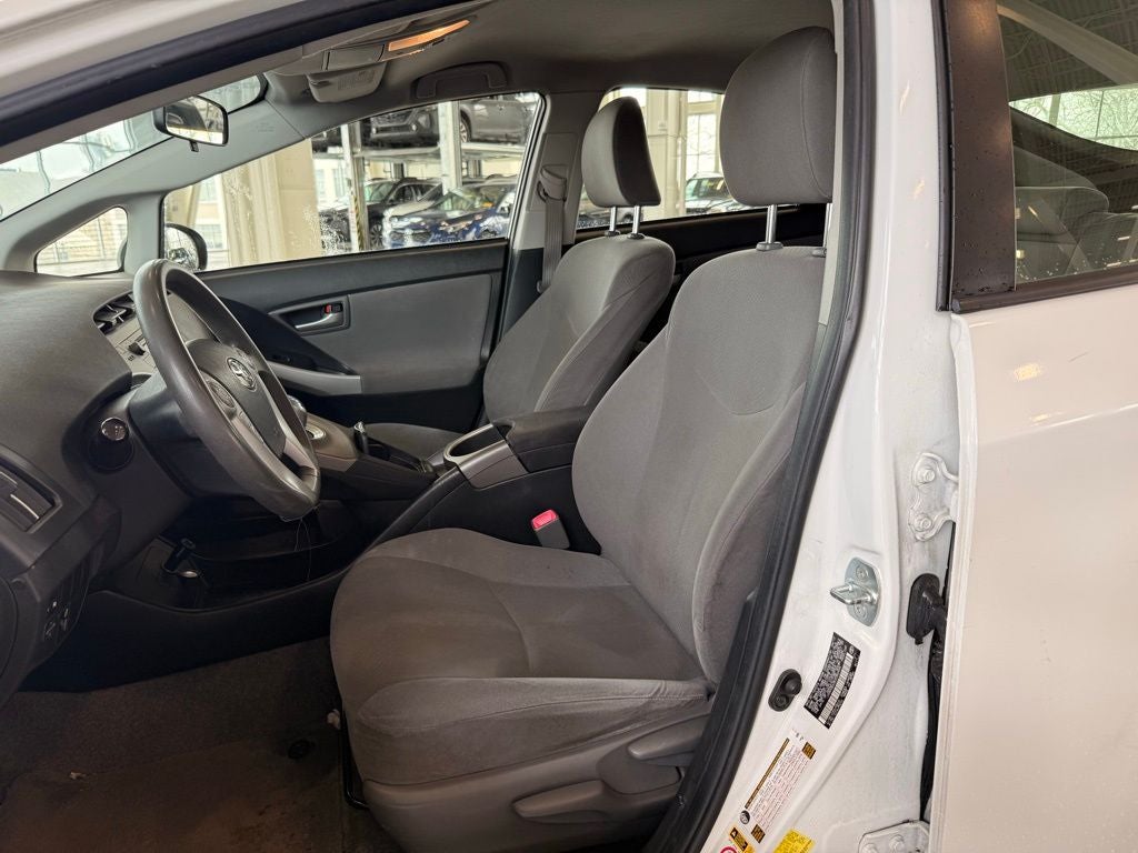 2013 Toyota Prius Five