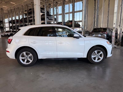2023 Audi Q5 40 Premium quattro