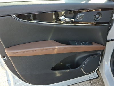 2021 Lincoln Nautilus Reserve