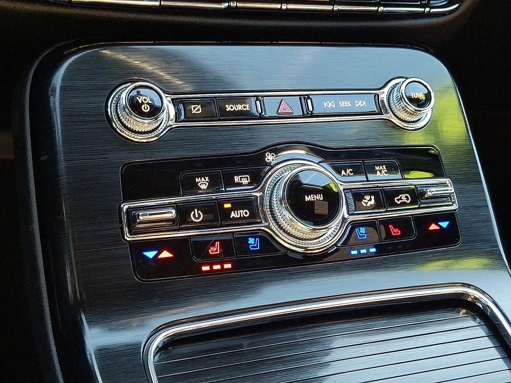 2021 Lincoln Nautilus Reserve