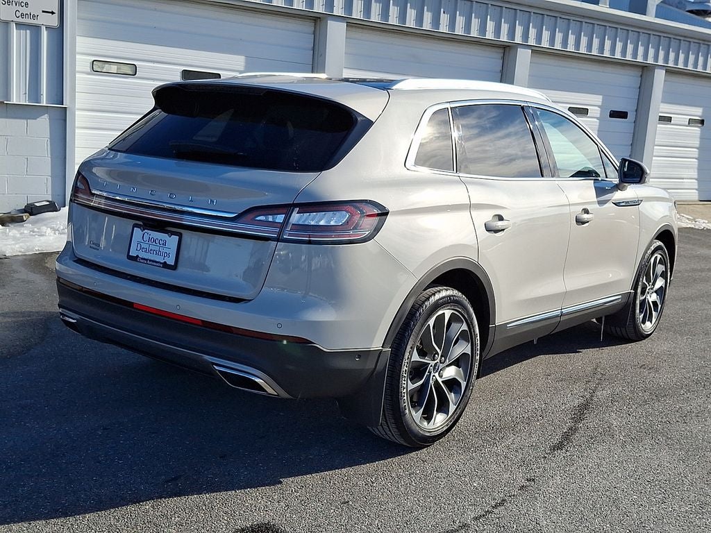 2021 Lincoln Nautilus Reserve