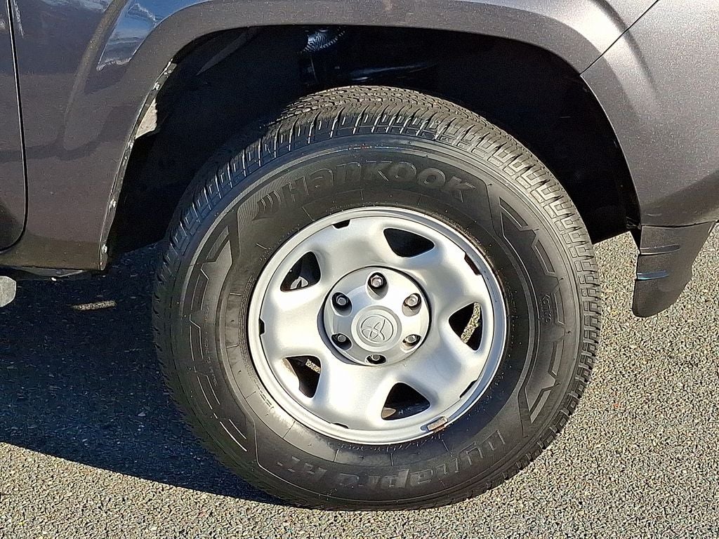 2023 Toyota Tacoma SR V6