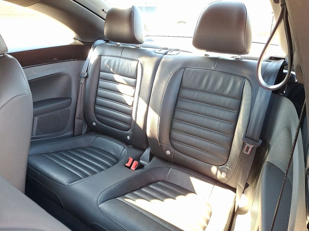 2012 Volkswagen Beetle 2.0 TSi