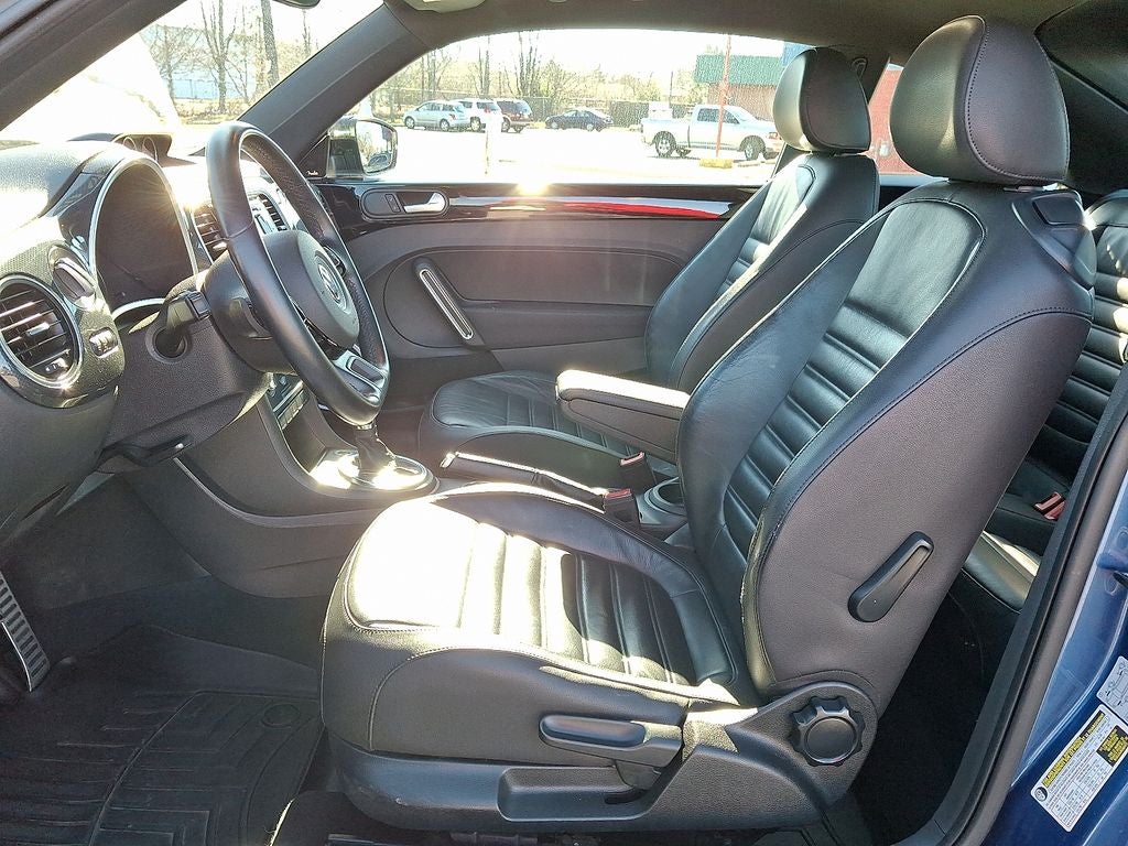 2012 Volkswagen Beetle 2.0 TSi