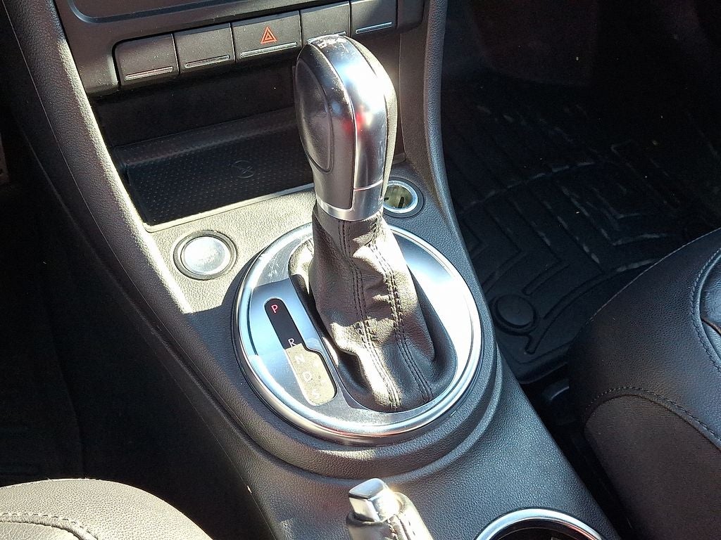 2012 Volkswagen Beetle 2.0 TSi