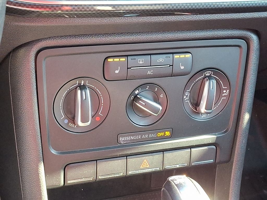 2012 Volkswagen Beetle 2.0 TSi