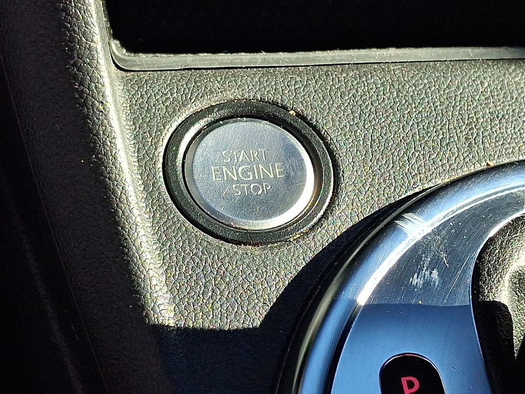 2012 Volkswagen Beetle 2.0 TSi