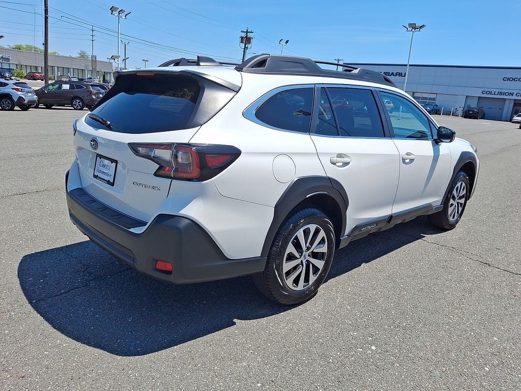 2025 Subaru Outback Premium