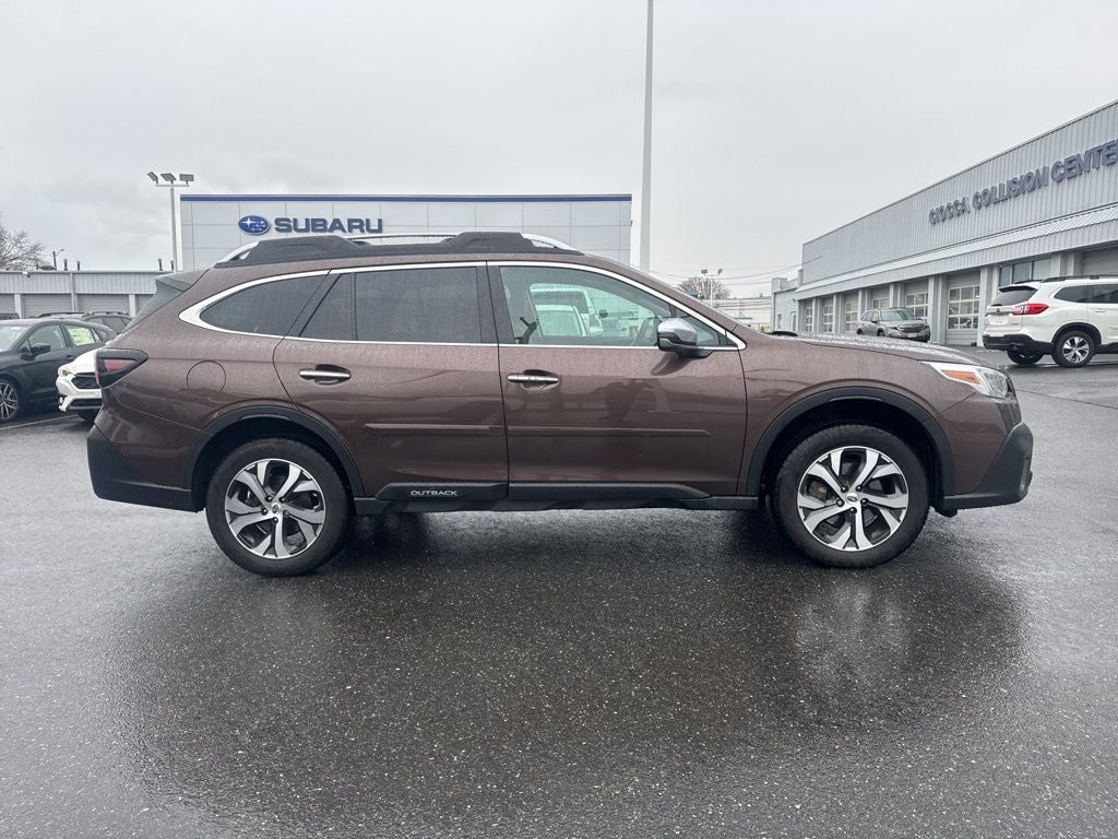 2022 Subaru Outback Touring