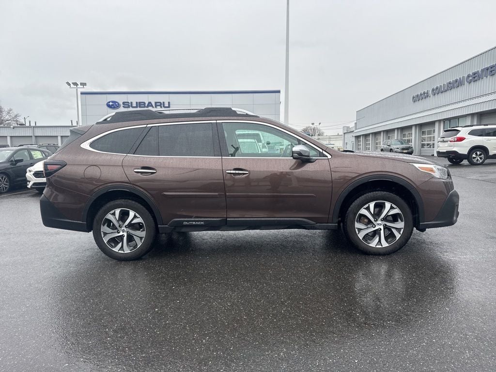 2022 Subaru Outback Touring
