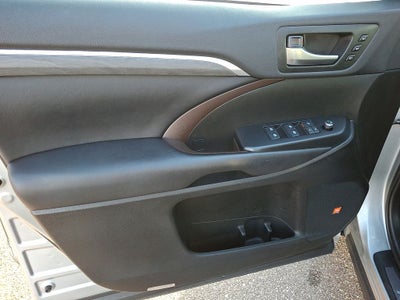 2019 Toyota Highlander Limited Platinum