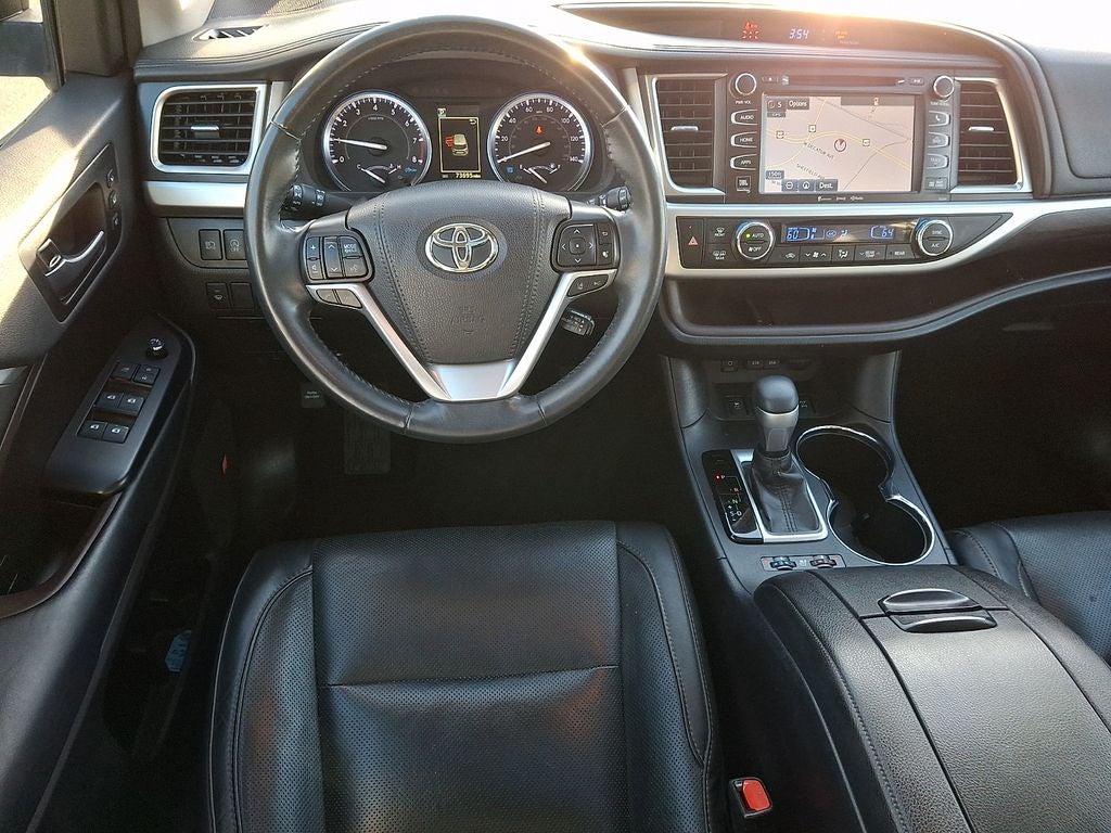 2019 Toyota Highlander Limited Platinum