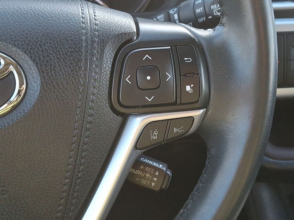 2019 Toyota Highlander Limited Platinum