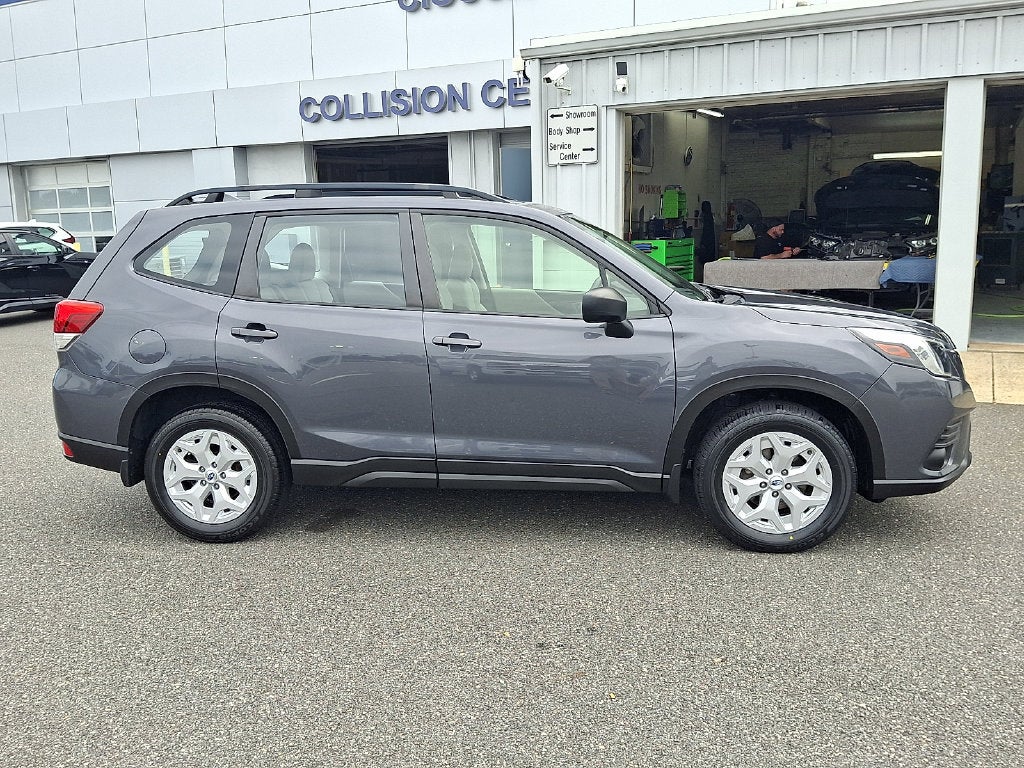 2023 Subaru Forester Base