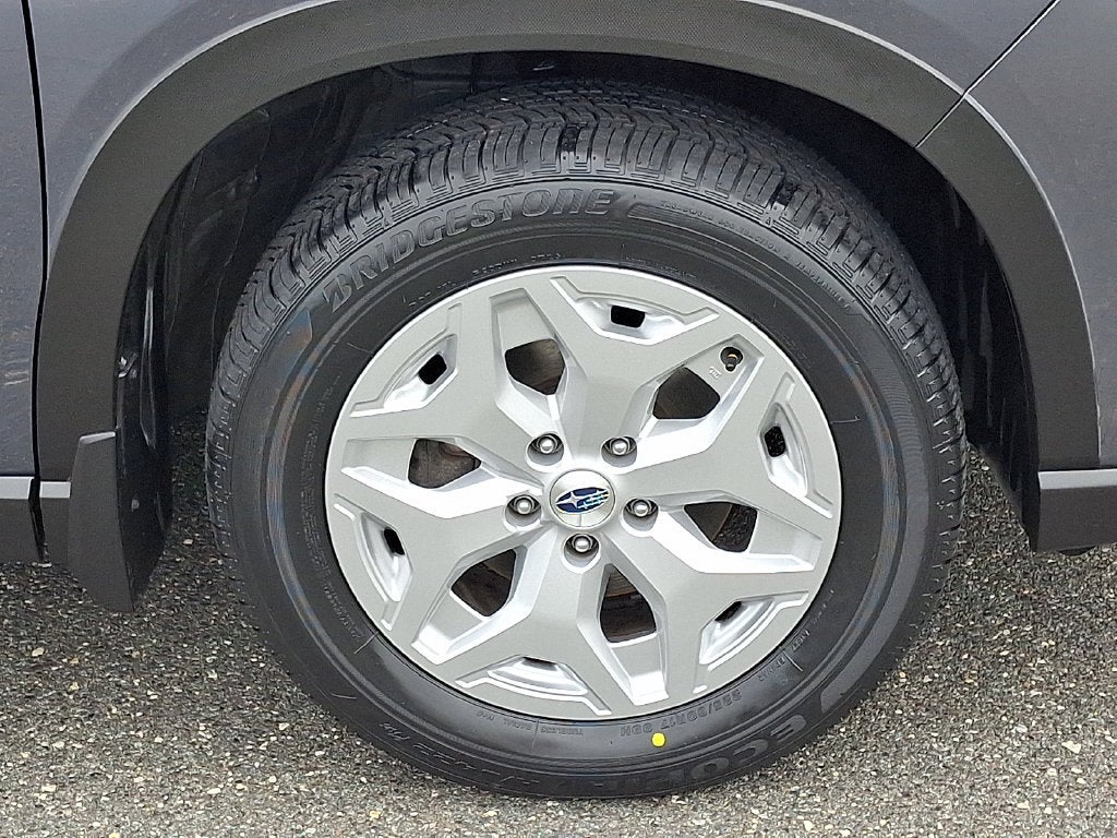 2023 Subaru Forester Base
