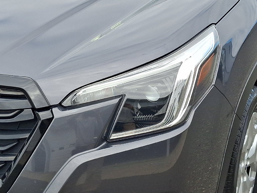 2023 Subaru Forester Base