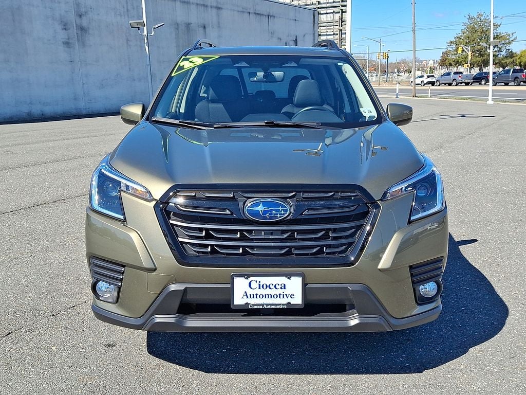 2023 Subaru Forester Premium