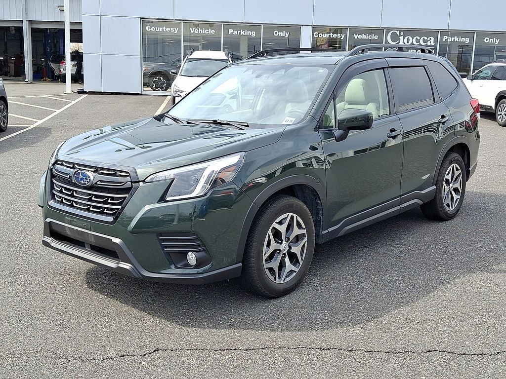 2022 Subaru Forester Premium