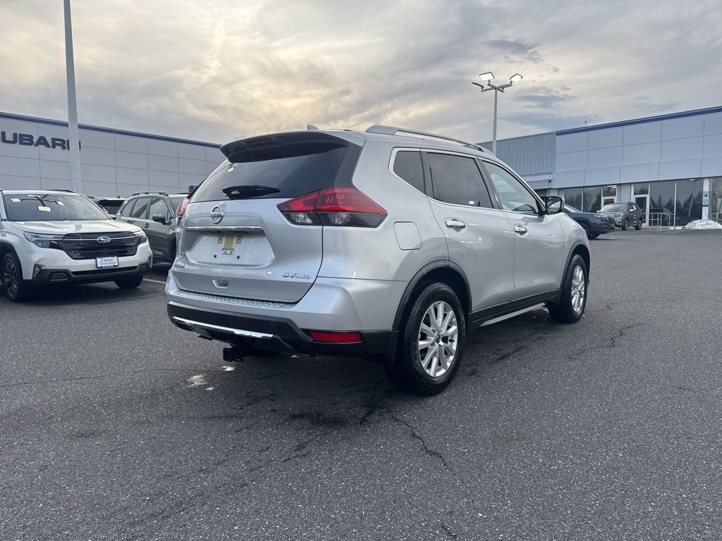 2018 Nissan Rogue SV