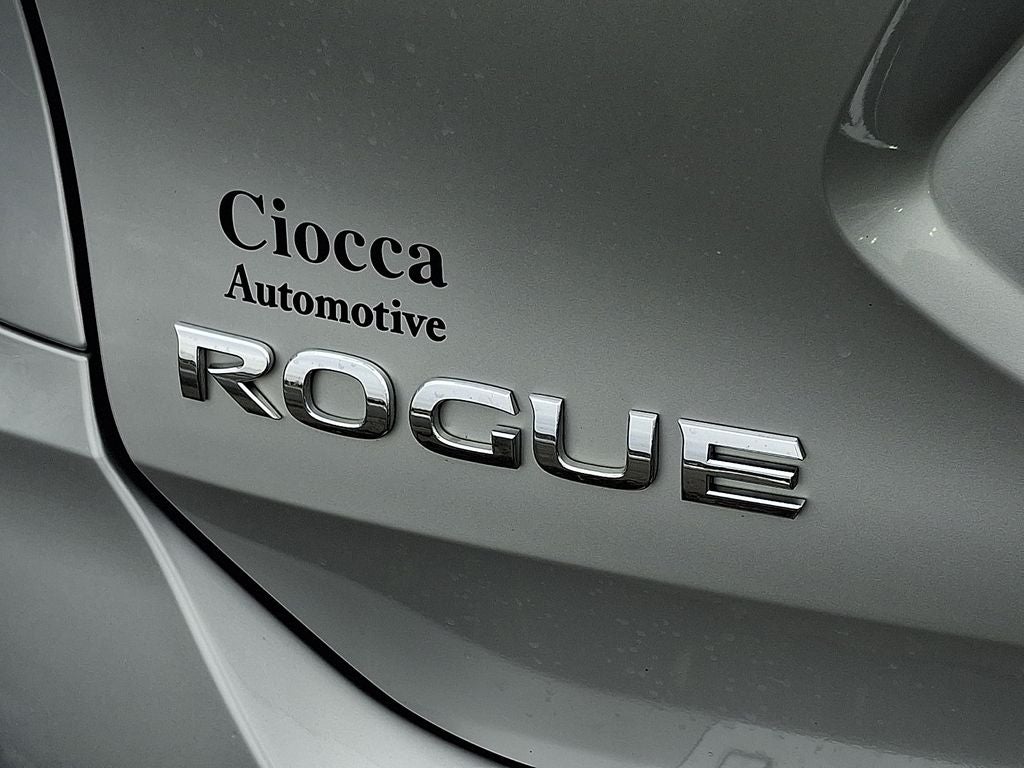 2018 Nissan Rogue SV