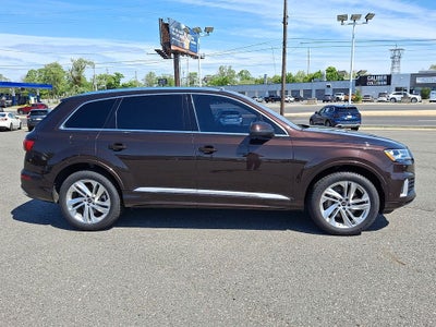2022 Audi Q7 45 Premium quattro