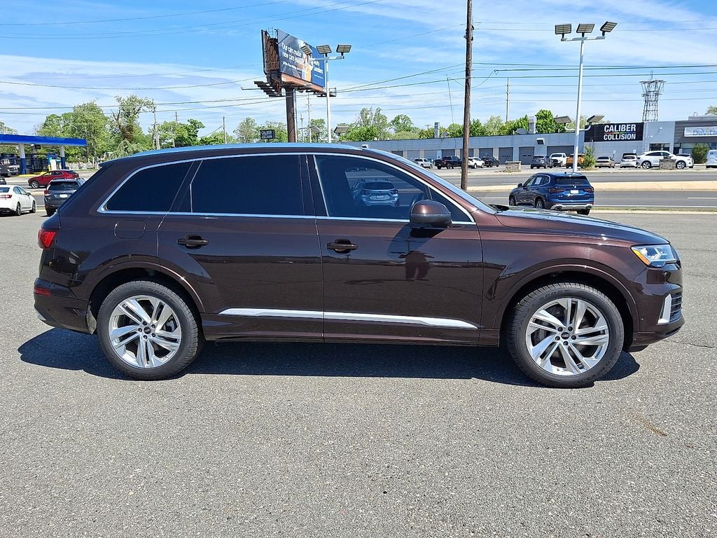 2022 Audi Q7 45 Premium quattro