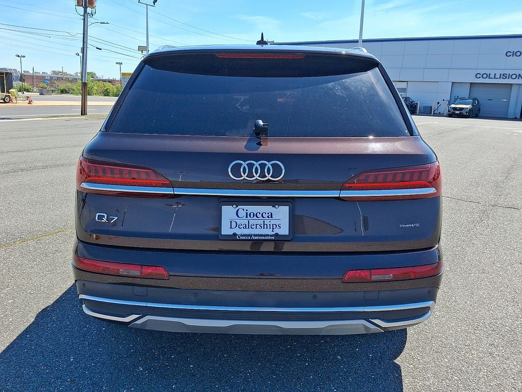 2022 Audi Q7 45 Premium quattro